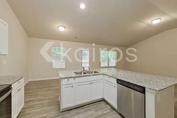 1195 Amberlight Cir — Photo 8