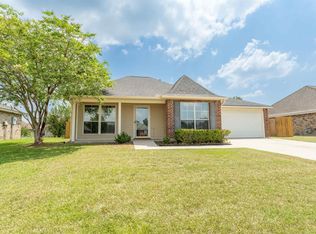 5240 Seneca Dr, Darrow, LA 70725