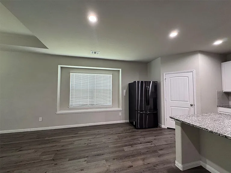 305 Black Bear Dr — Photo 9