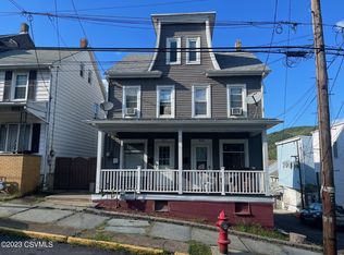 825-827 W Spruce St, Coal Township, PA
