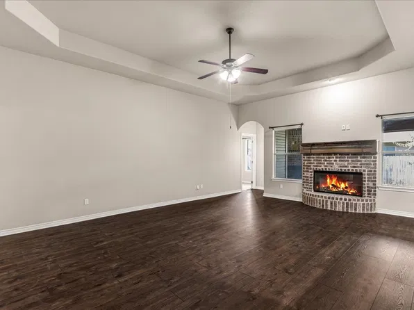 1207 Butterfield St, Bridgeport, TX 76426
