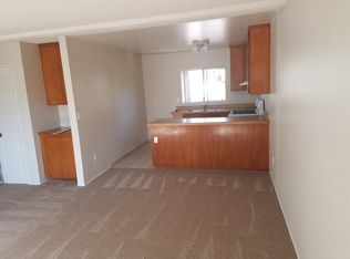 1045 N Vulcan Ave APT C, Encinitas, CA 92024