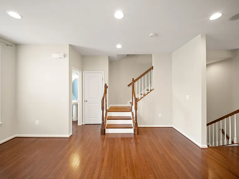 1431 Occoquan Heights Ct — Photo 20