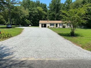 1242 Commins Rd, Aylett, VA 23009