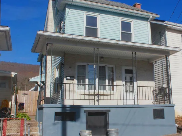 417 Elizabeth St, Williamstown, PA 17098