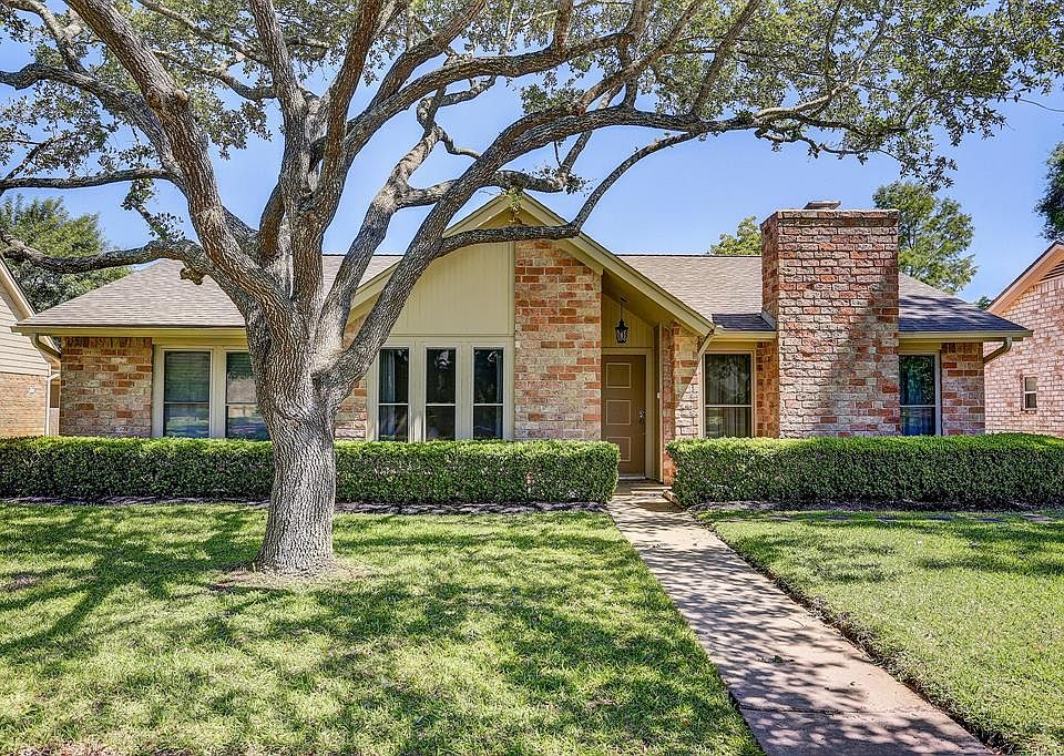 1st image of 2823 Pepper Wood Dr