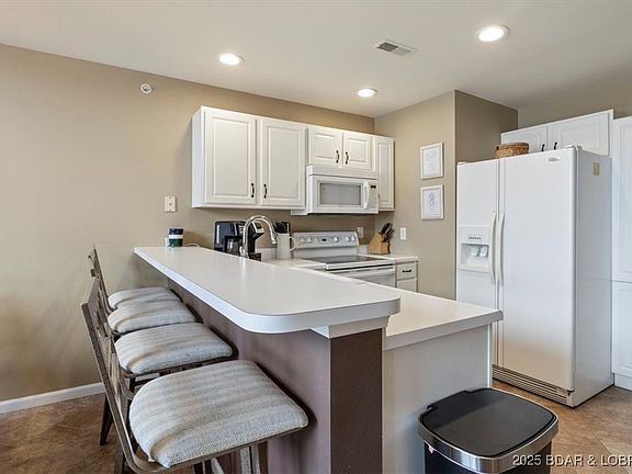 4th image of 538 Clearwater Dr #4C