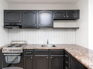 1106-1110 Kent Cir #E63B5DAEB, Waterloo, IA 50701