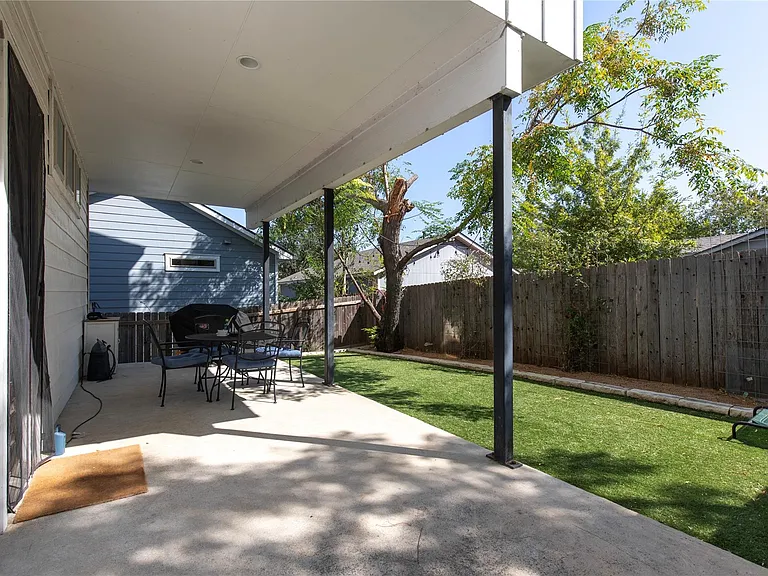 1608 Ulit Ave #B — Photo 9