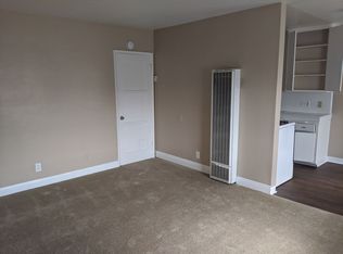 1887 Locust Ave, Long Beach, CA 90806