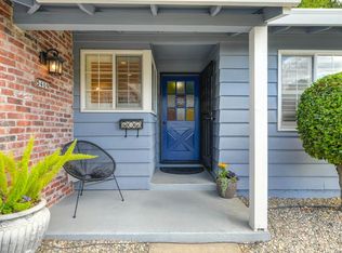 5409 Fort Sutter Way, Sacramento, CA 95841