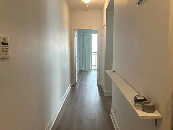 33 Shore Breeze Dr, Toronto, ON