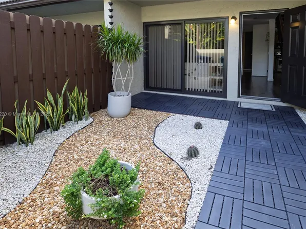 15365 SW 104th Ter APT 2, Miami, FL 33196