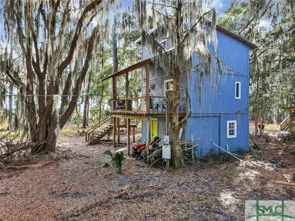 20 Block D Road, Darien, GA 31305