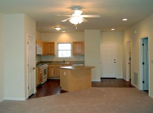 1150 Baytowne Dr APT 14, Champaign, IL 61822