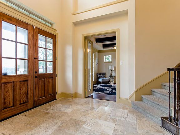 3rd image of 803 Arden Oaks Dr