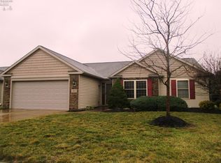 1813 Lake Forest Dr, Huron, OH 44839