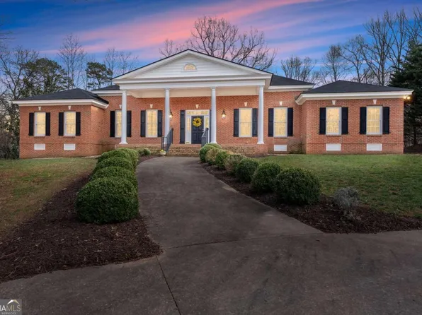 6320 Brady Rd, Murrayville, GA 30564