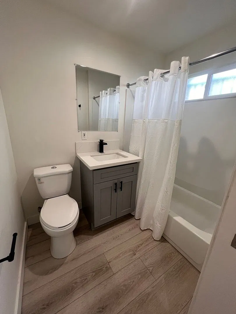 688 Shatto Place — Photo 3