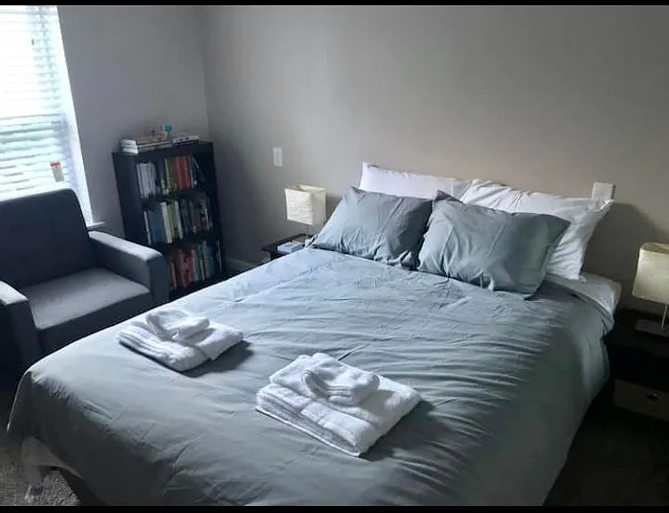 202 N Sacramento Ave #1 — Photo 6