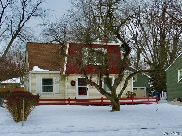 341 Huxley Dr, Amherst, NY 14226