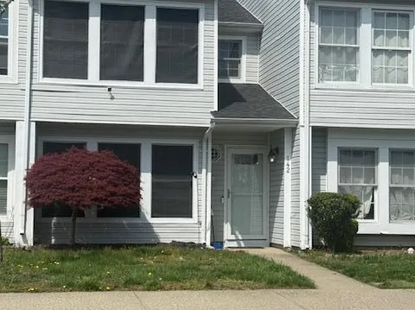 142 Michele Way, Lakewood, NJ 08701