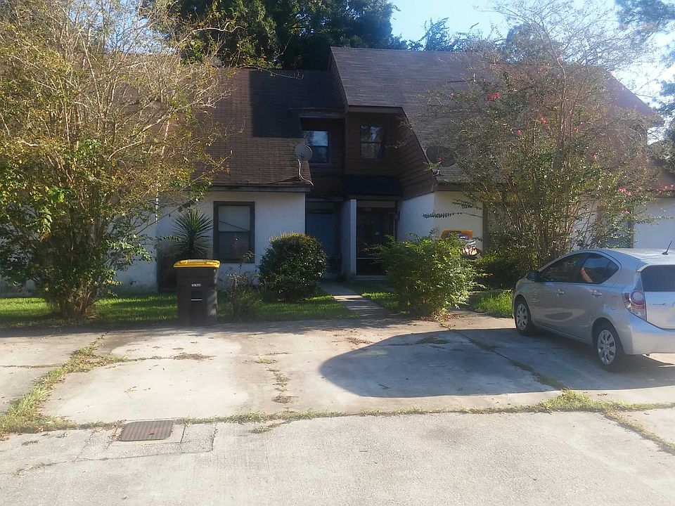 1st image of 7638 Melissa Ct N