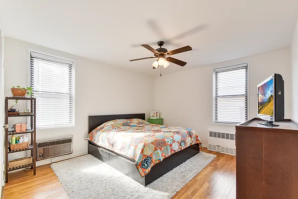 Sold by Oxford Property Group | media 5