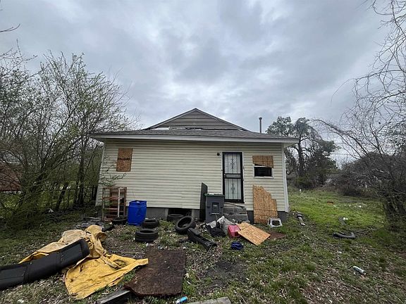 5th image of 2247 Clayton Ave