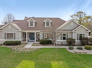 569 Woodlake Rd, Kohler, WI 53044