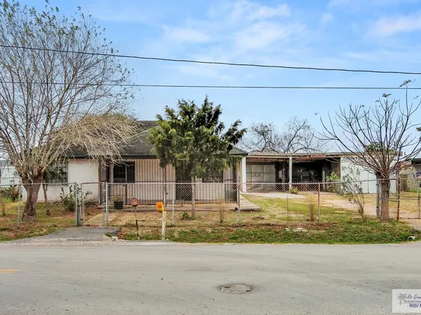 3854 Valle Escondido Cir, Brownsville, TX 78521