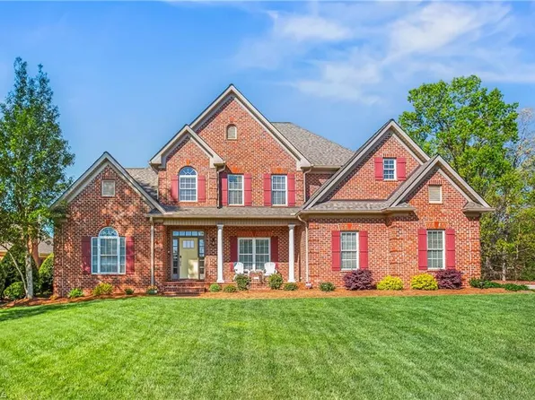 1032 Salem Village Ln, Clemmons, NC 27012