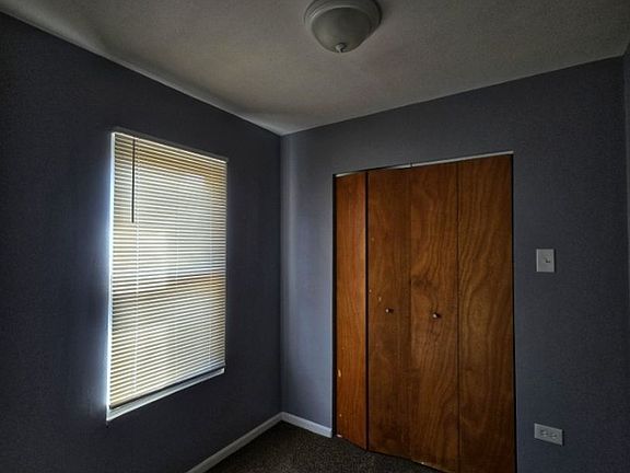 5th image of 7927 S Essex Ave #7929-1