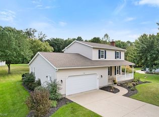 1544 Arndale Rd, Stow, OH 44224