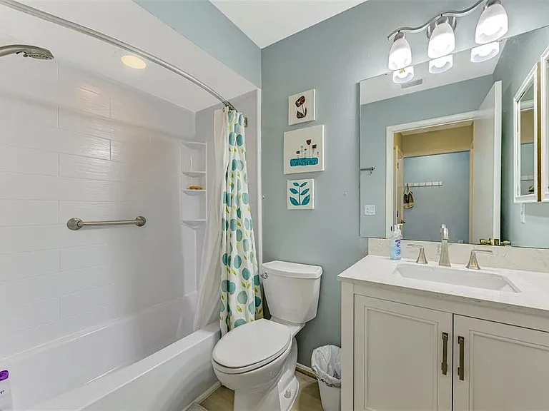 5761 Avista Dr #5761 — Photo 43
