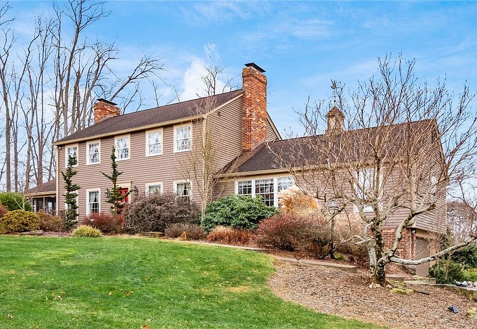 5110 Wilshire Dr, Zanesville, OH 43701 | MLS #5175051 | Zillow