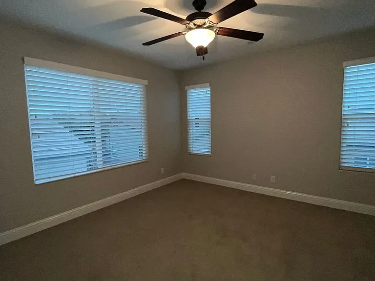3923 W Jerome Ave — Photo 18