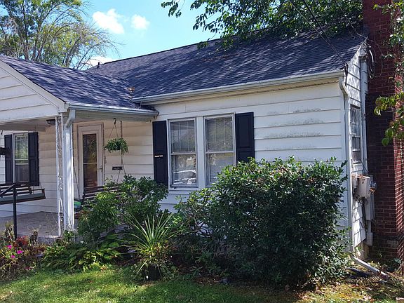 3rd image of 1538 Claiborne Pl