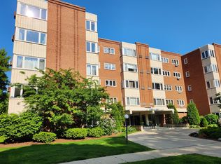 2033 Sherman Ave APT 504, Evanston, IL 60201