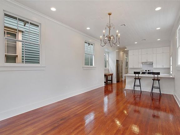 3rd image of 7419 Freret St