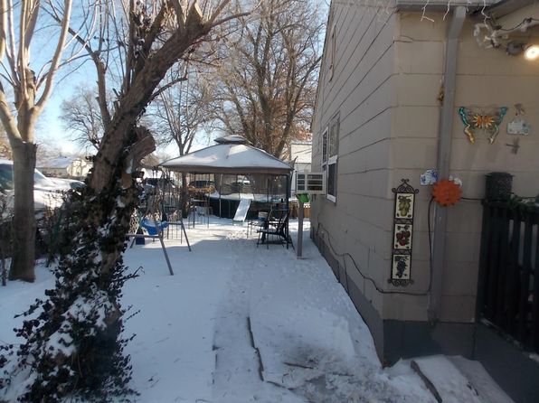 wichita-kansas-443846070 picture