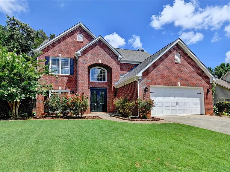 2835 Crestmont Ct — Photo 3
