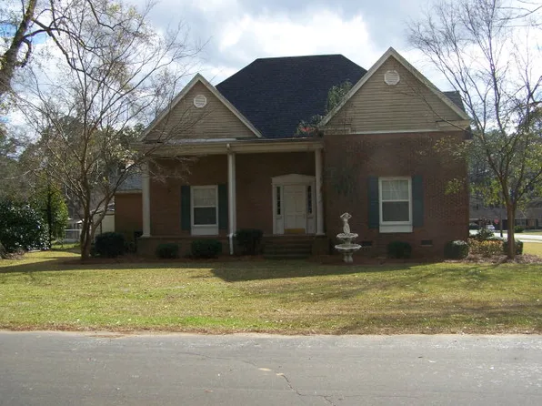 712 W 3rd St, Ocilla, GA 31774