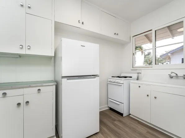 1816 Citron St APT A, Honolulu, HI 96826