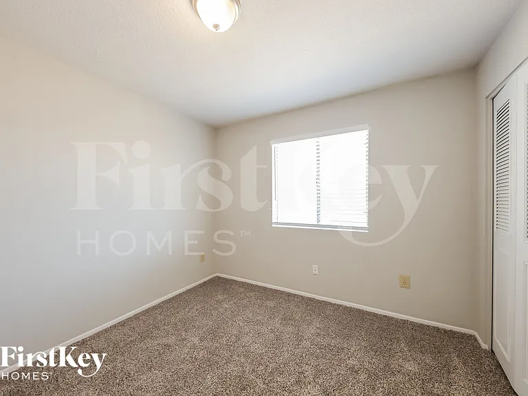 7232 W Brown St — Photo 14