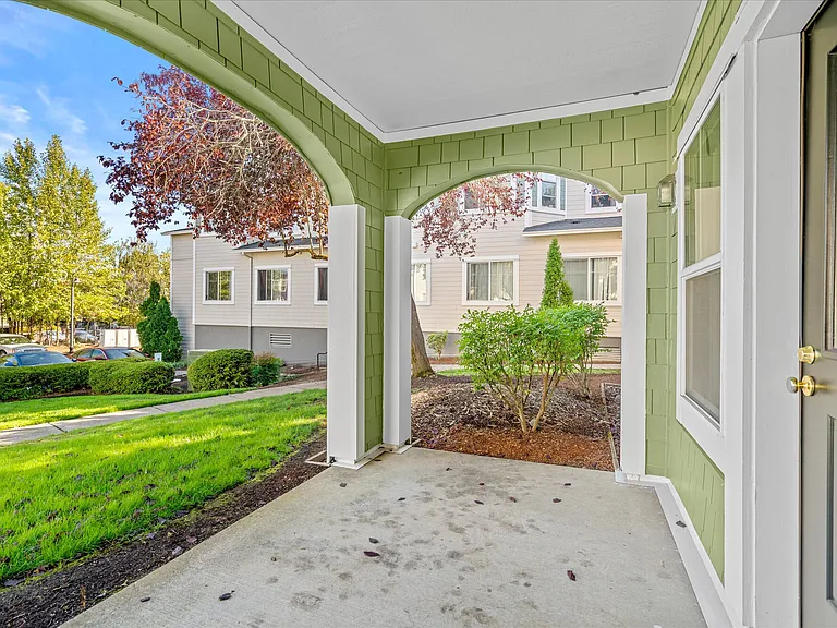 Chinook Way Apartments — Photo 59