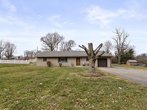 2nd image of 84 River Dr