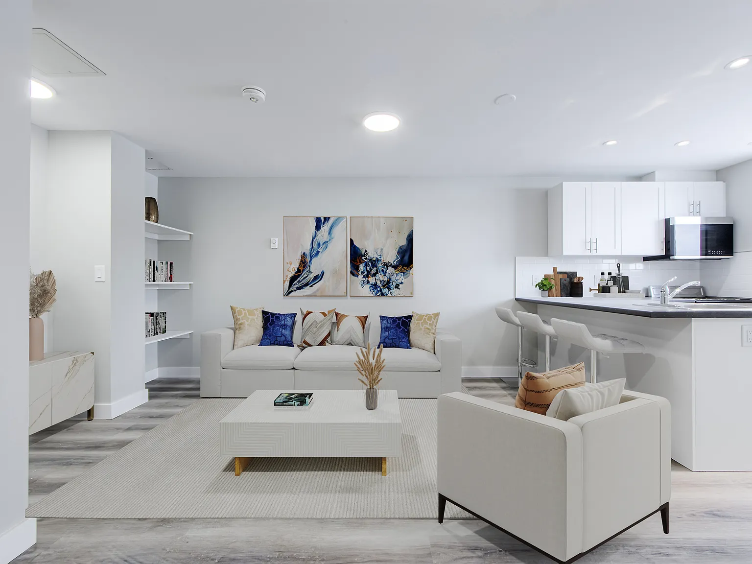 Crestview Suites — Photo 3