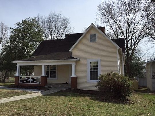 1st image of 606 Hiawassee Ave