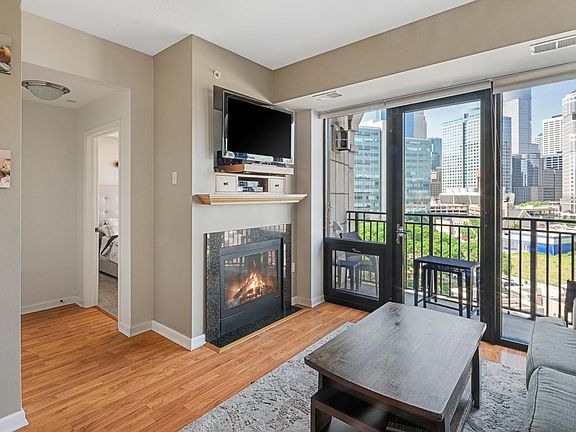 3rd image of 500 Grant St E #708